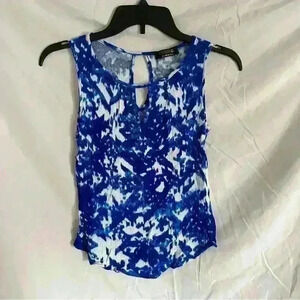 Renee C. Blue & White Watercolor Sleeveless Blouse w/ Keyhole Cutouts Size S